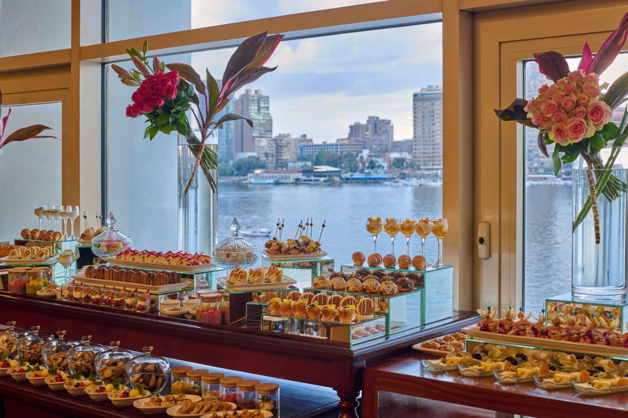 Hotel Hilton Grand Nile 5*
