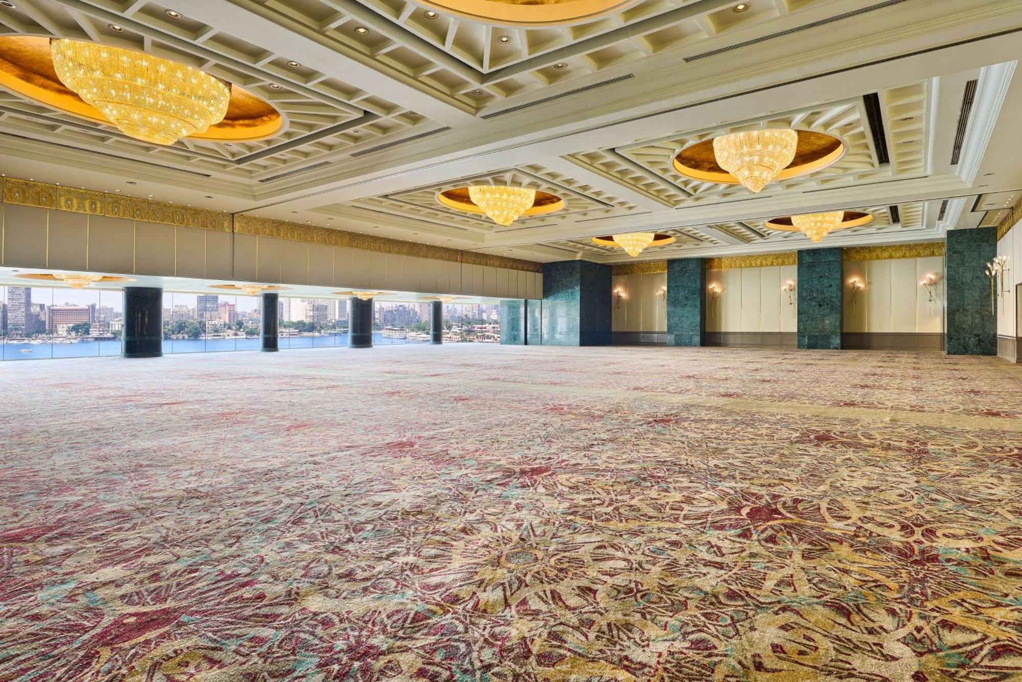 Hilton Grand Nile Hotel 5*