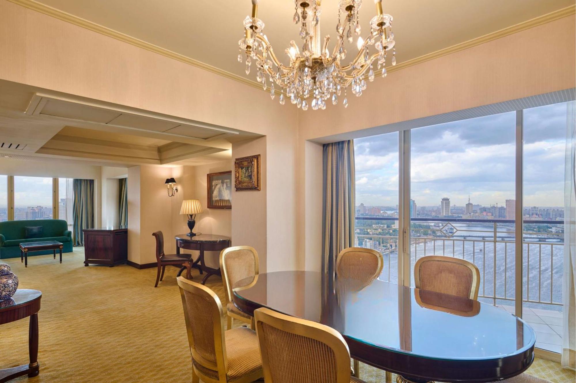 Hotel Grand Nile Tower Kairo